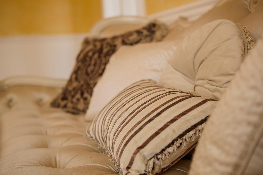 Navasota Red Velvet Inn מראה חיצוני תמונה