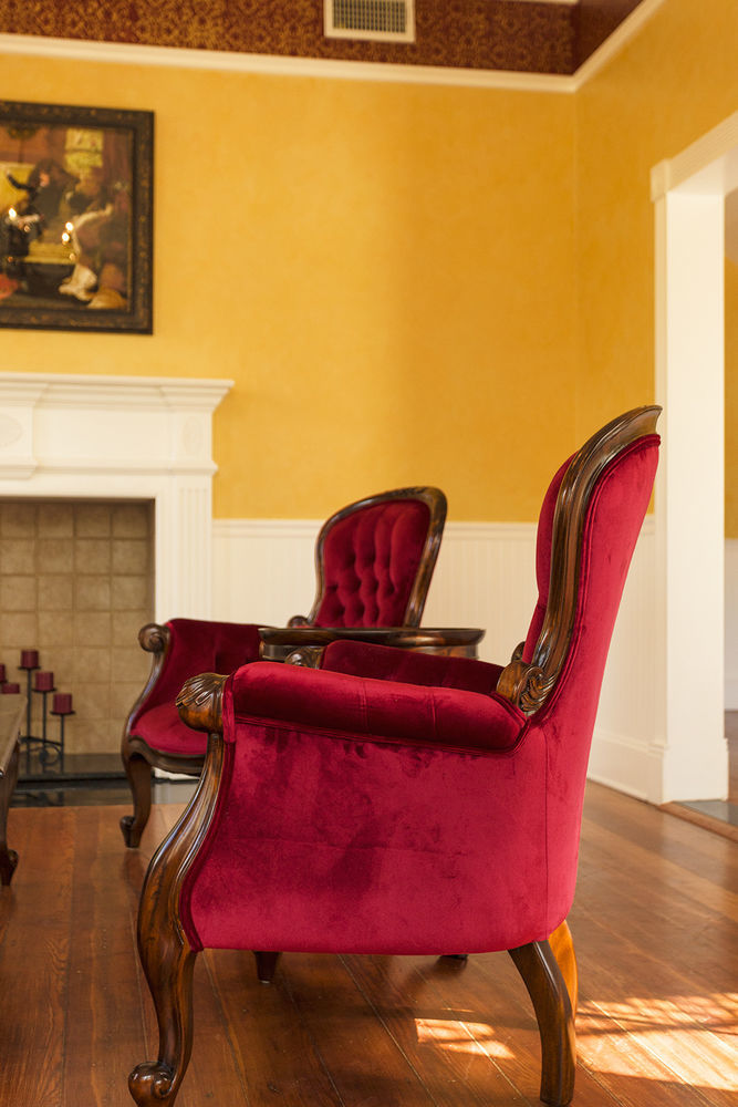 Navasota Red Velvet Inn מראה חיצוני תמונה